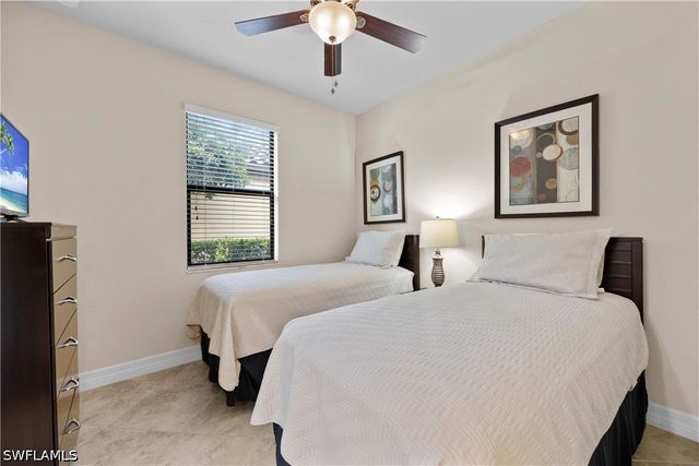 9254 Veneto PL, Naples, FL 34113
