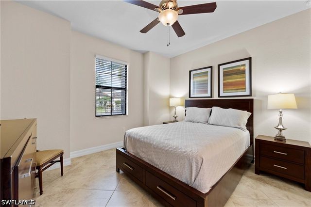 9254 Veneto PL, Naples, FL 34113