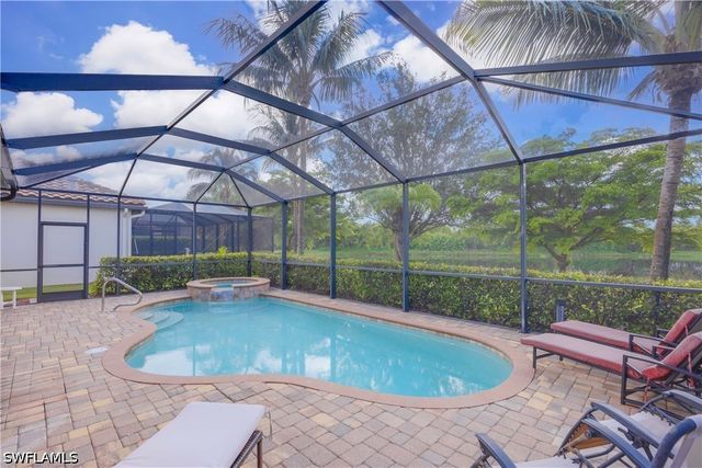 9254 Veneto PL, Naples, FL 34113