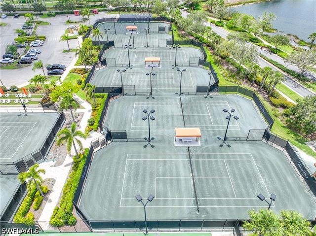 9254 Veneto PL, Naples, FL 34113