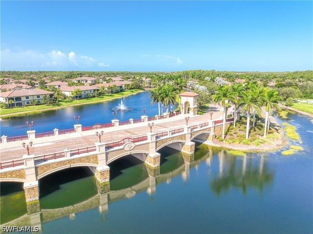 9254 Veneto PL, Naples, FL 34113