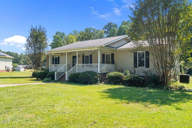319 S Currie Drive, Sanford, NC 27330