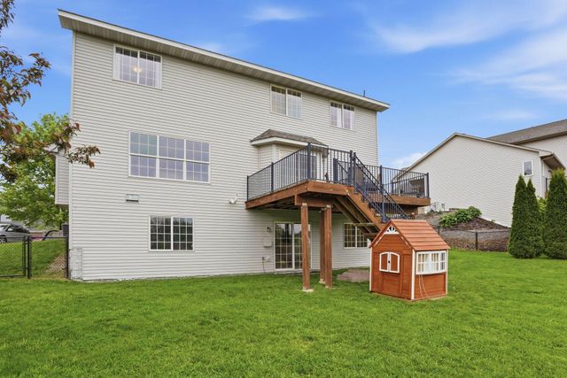 1961 Sierra Parkway, Waconia, MN 55387