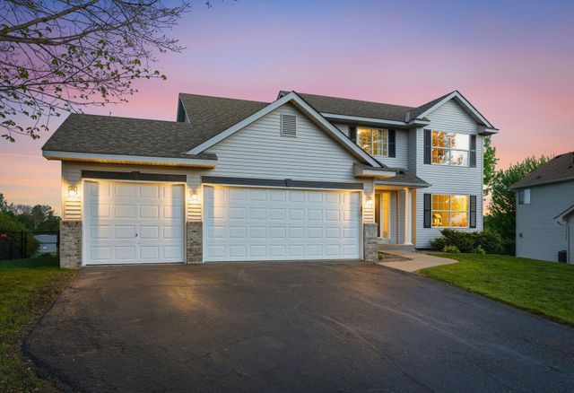 1961 Sierra Parkway, Waconia, MN 55387
