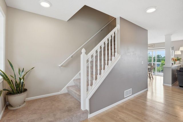 1961 Sierra Parkway, Waconia, MN 55387