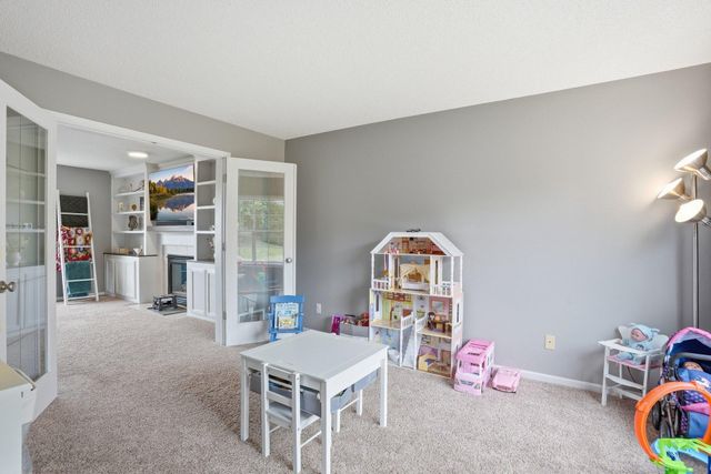 1961 Sierra Parkway, Waconia, MN 55387