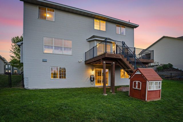 1961 Sierra Parkway, Waconia, MN 55387