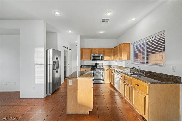 1001 Amber Gate Street, Henderson, NV 89002