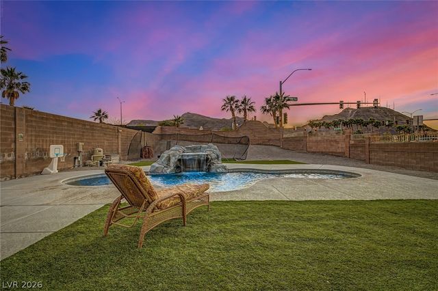 1001 Amber Gate Street, Henderson, NV 89002