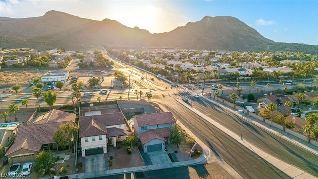1001 Amber Gate Street, Henderson, NV 89002