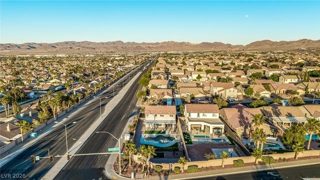 1001 Amber Gate Street, Henderson, NV 89002