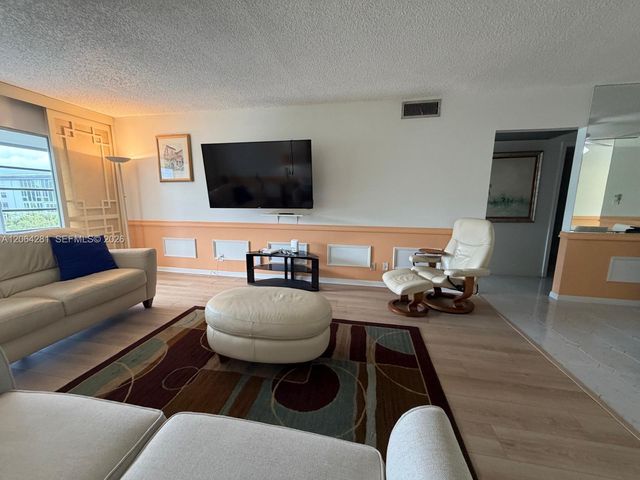 2504 Antigua Terrace H3, Coconut Creek, FL 33066