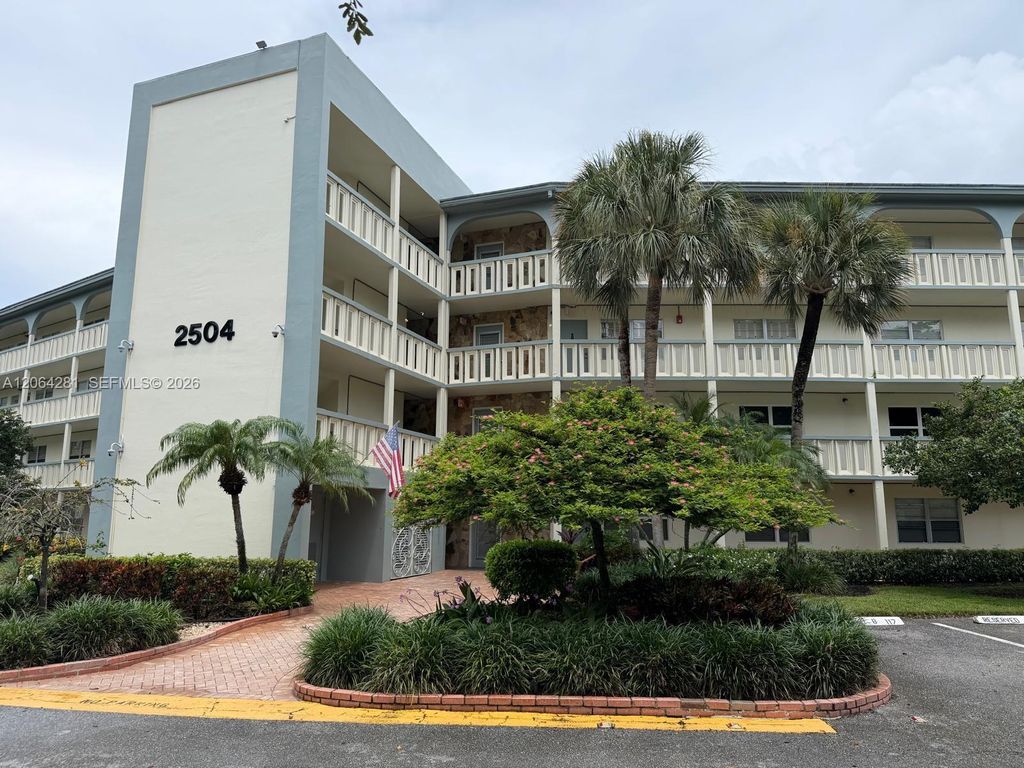 2504 Antigua Terrace H3, Coconut Creek, FL 33066
