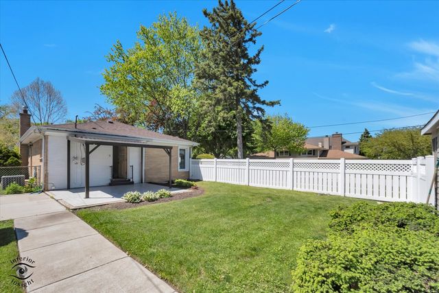 1005 E Park Street, Arlington Heights, IL 60005