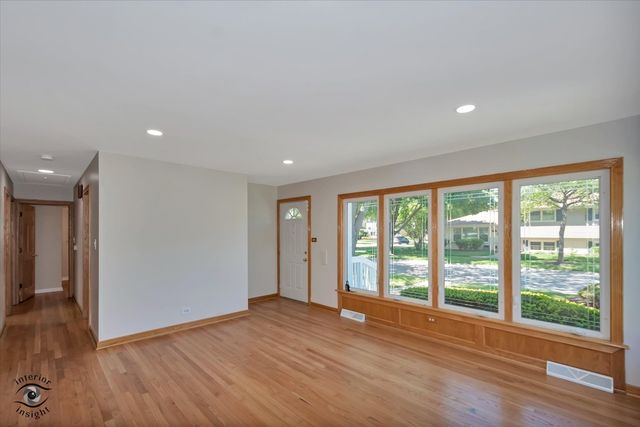 1005 E Park Street, Arlington Heights, IL 60005