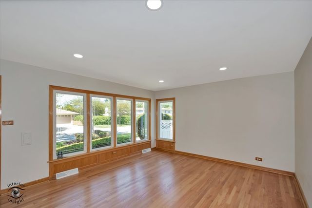 1005 E Park Street, Arlington Heights, IL 60005