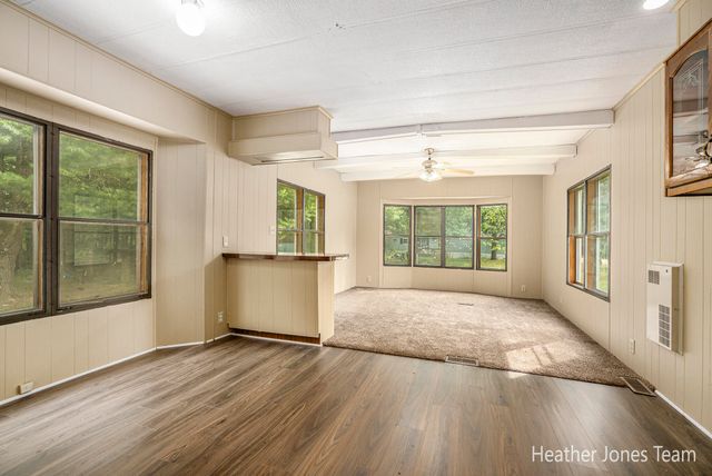 1066 Fisk Avenue, Aetna Twp, MI 49336