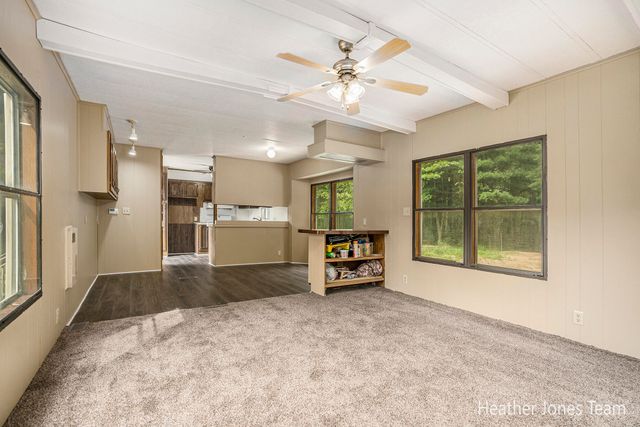 1066 Fisk Avenue, Aetna Twp, MI 49336