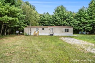 1066 Fisk Avenue, Aetna Twp, MI 49336