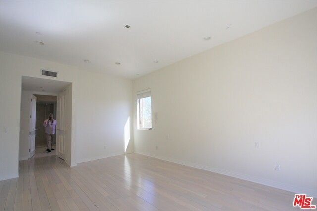 819 S HOLT Avenue PH, Los Angeles, CA 90035