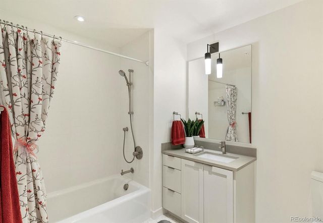 1750 Wewatta Street 1334, Denver, CO 80202