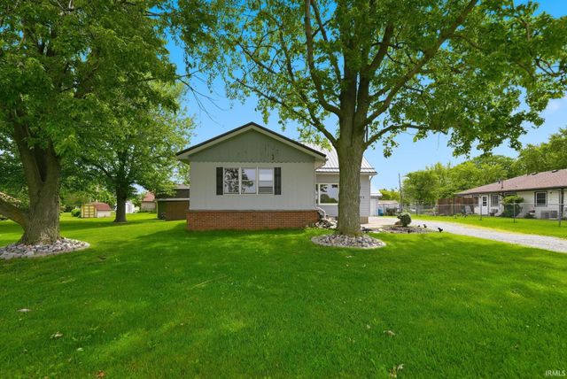 515 S Hamsher Street, Garrett, IN 46738