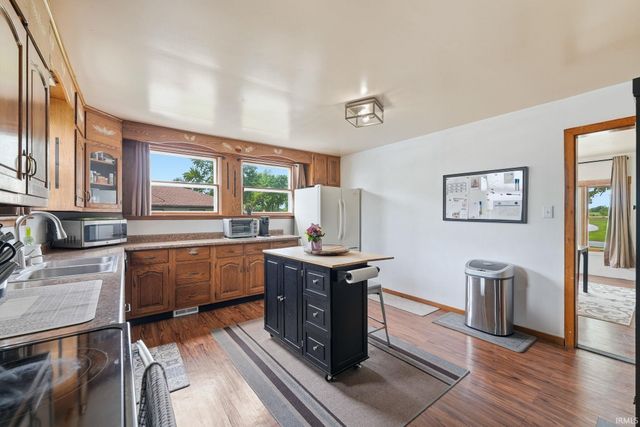 515 S Hamsher Street, Garrett, IN 46738