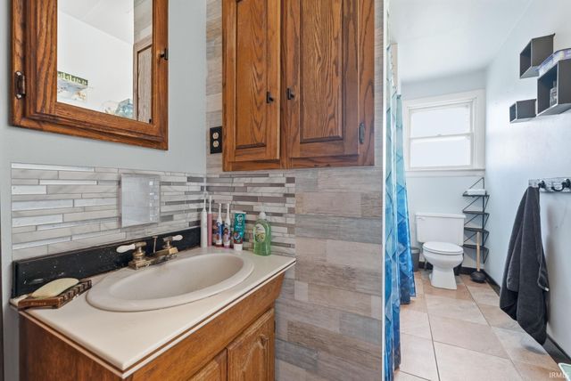 515 S Hamsher Street, Garrett, IN 46738