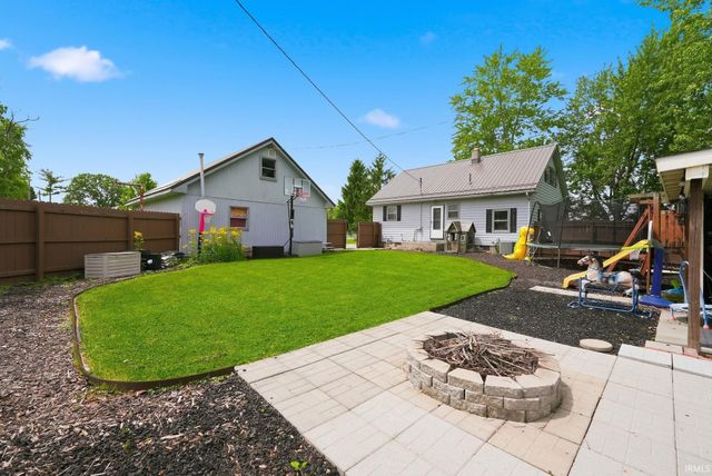 515 S Hamsher Street, Garrett, IN 46738