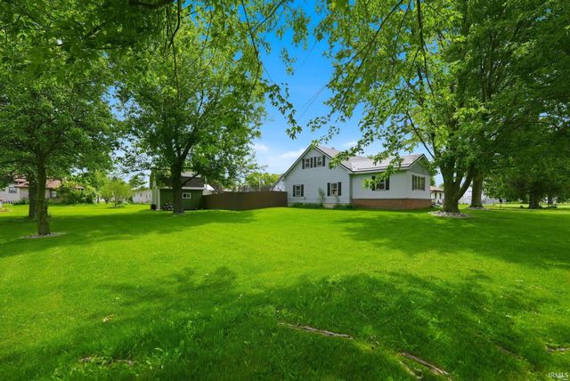 515 S Hamsher Street, Garrett, IN 46738