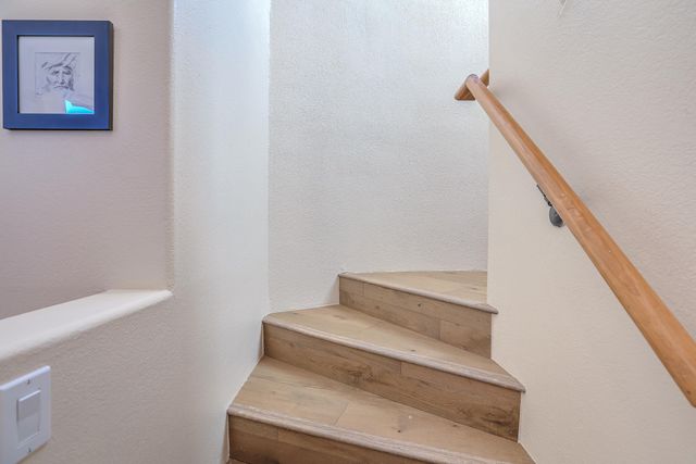 6300 Calla Lily Circle NE, Albuquerque, NM 87111