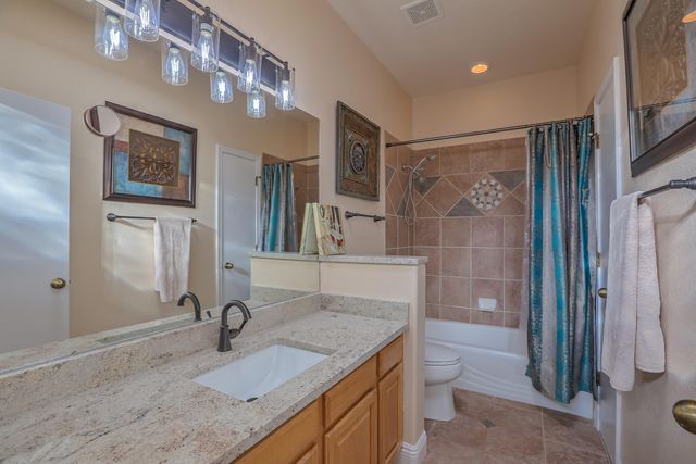 6300 Calla Lily Circle NE, Albuquerque, NM 87111