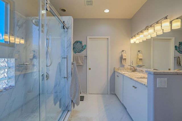 6300 Calla Lily Circle NE, Albuquerque, NM 87111