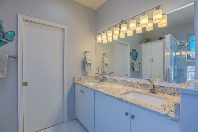 6300 Calla Lily Circle NE, Albuquerque, NM 87111