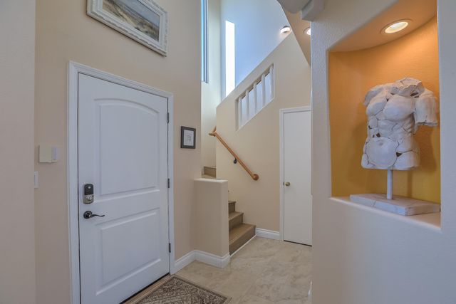 6300 Calla Lily Circle NE, Albuquerque, NM 87111