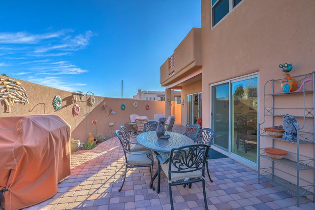 6300 Calla Lily Circle NE, Albuquerque, NM 87111