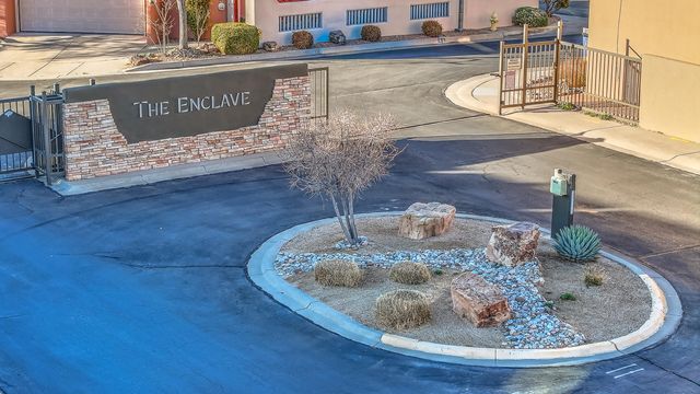 6300 Calla Lily Circle NE, Albuquerque, NM 87111