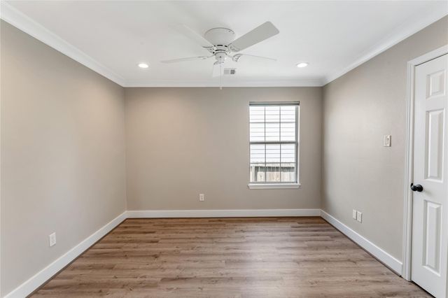 809 E 40th Street, Houston, TX 77022