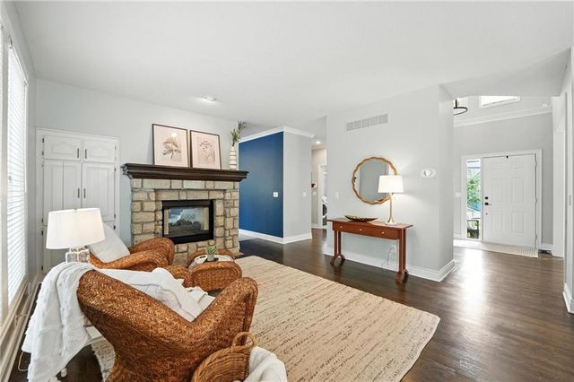 12508 W 130 Terrace, Overland Park, KS 66213