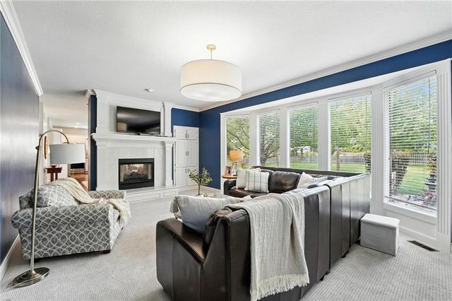 12508 W 130 Terrace, Overland Park, KS 66213