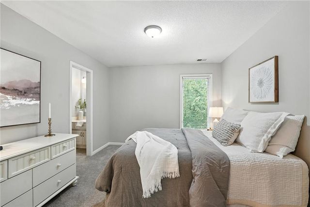 12508 W 130 Terrace, Overland Park, KS 66213