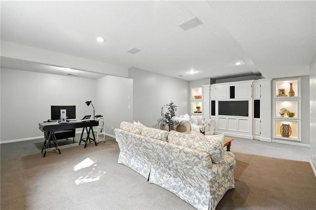 12508 W 130 Terrace, Overland Park, KS 66213