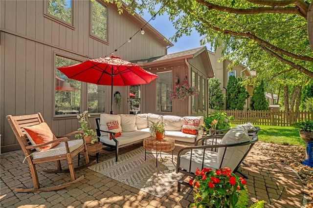 12508 W 130 Terrace, Overland Park, KS 66213