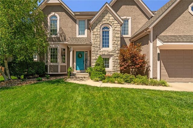 12508 W 130 Terrace, Overland Park, KS 66213
