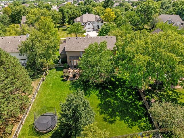 12508 W 130 Terrace, Overland Park, KS 66213