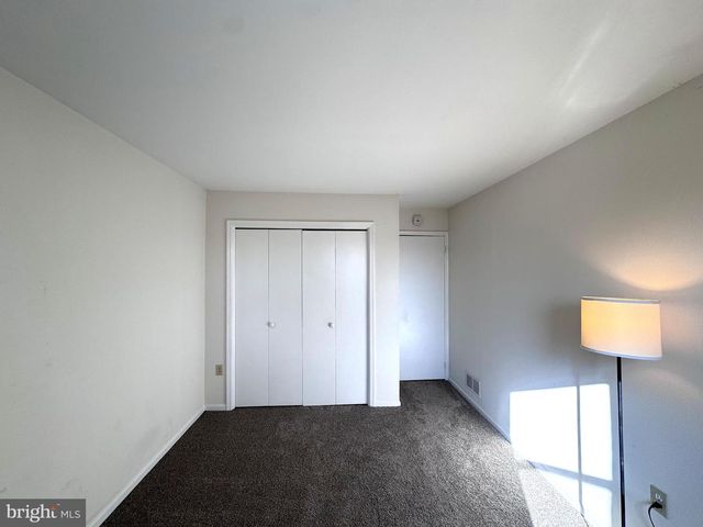 8315 COUNTRYSIDE LN, Fogelsville, PA 18051