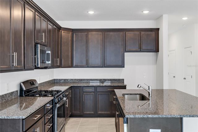 15220 BLUE PEACOCK LANE, Winter Garden, FL 34787