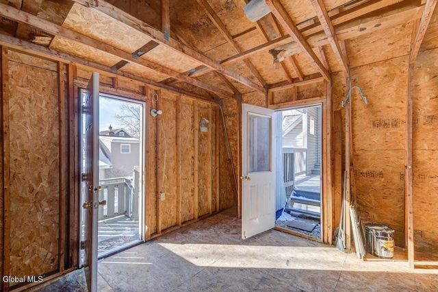 1346 Van Antwerp Road 2, Niskayuna, NY 12309