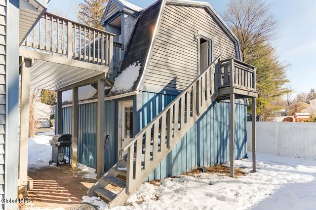 1346 Van Antwerp Road 2, Niskayuna, NY 12309