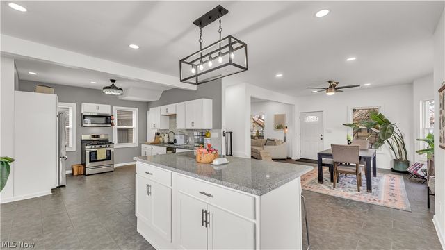 3407 Library Avenue, Cleveland, OH 44109